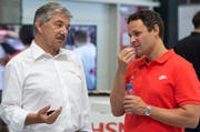 Jörg Schild, Präsident von Swiss Olympic, und Ralph Stoeckli, Missionschef, von links, am Dienstag, 19. Juli 2016. (Bild: KEYSTONE/Lukas Lehmann)