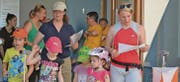 Am Montlinger Orientierungslauf haben sich sehr viele Familien beteiligt. Zum Teil nahmen sie den Parcours mit Kinderwagen in Angriff. (Bilder: Kurt Latzer)