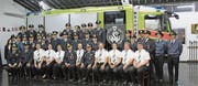 Die 12. Kompanie mit der Schweizer Delegation, darunter Sandro und Reto Koller (vorne von rechts). (Bild: PD)