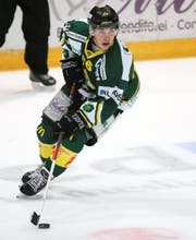 Andri Spiller, mit der Nummer 66, erzielte in der laufenden Spielzeit für den HC Thurgau in 34 Spielen 30 Skorerpunkte. (Bild: MARIO GACCIOLI)