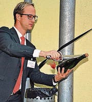 Philipp Caimi hat erstmals eine Gewerbeausstellung eröffnet.