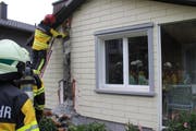 Die Feuerwehr brachte den Mottbrand rasch unter Kontrolle. (Bild: Kapo AI)