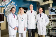 Von links nach rechts: Prof. Aristotelis Anastasiadis, Chefarzt; Dr. Julia Johannsen, Oberärztin mbF; Prof. Thomas RW Herrmann, Klinikleiter und Chefarzt; Dr. Gregor Kadner, Leitender Arzt. (Bild: Mareycke Frehner)