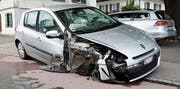 Das Auto nach dem Zusammenprall. (Bild: Kapo SG)