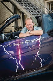 Christian Zeuch ist einen Tag pro Woche als Blitzschutzaufseher unterwegs. (Bild: Ralph Ribi)