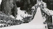 Das Internationale Skispringen auf der Säntisschanze in Unterwasser zog nicht nur die Skisprung-Weltelite, sondern auch Tausende Zuschauer an. (Bilder: pd)