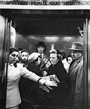 Gedränge in einem Lift an der New Yorker Madison Avenue. (Bild: Getty)