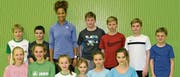Der Nachwuchs hatte Freude am interessanten und intensiven Training mit Salomé Kora (hinten, 3. v. l). (Bild: dze)