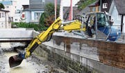 Das Hochwasser vom vorletzten Wochenende hat in vielen Wohnquartieren Schäden angerichtet. (Bild: Archiv/Remo Zollinger)