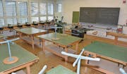 Der Werkraum im Schulhaus Blattacker wird zu einem Klassenzimmer umgebaut. Der neue Werkraum entsteht dort, wo heute die Schulküche ist. Diese wird zurückgebaut, weil sie nicht mehr benötigt wird. (Bild: Monika von der Linden)
