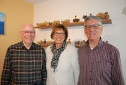 Ernst Roth (scheidender Leiter), Anita Schmid (neue Leiterin), Franz Schäfli (Vizeleiter) (v.l.). (Bild: Noëlle Lee)