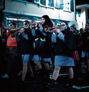 Die Räbafäger laden am Schmutzigen Donnerstag auf den Rathausplatz ein. Dort kann bis Mitternacht gefeiert werden. (Bild: pd)