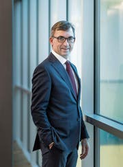 Will jüngere Kunden fürs Sparen begeistern: SGKB-Chef Roland Ledergerber. (Bild: Michel Canonica)