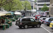 Der Stadtrat muss entscheiden, ob es auch künftig einen ständigen Markt geben soll oder nicht. (Bild: Urs Jaudas (29. April 2011))