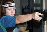 Nicole Messmer aus St. Margrethen hält mit den besten Schweizer Nachwuchsschützinnen und -schützen mit. (Bild: pd)