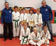 Die Delegation des JJJC Rheintal an der Ostschweizer Einzelmeisterschaft in St. Gallen. (Bild: pd)