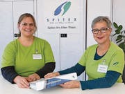 Ruth Kolb (rechts) übergibt die Leitung der Spitex Am Alten Rhein an Anthea Baumann. (Bild: pd)