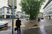 Ein- und Ausfahrt des Parkhauses Schibenertor sind dort geplant, wo sich heute Bäume und oberirdische Parkplätze befinden. (Bild: Hanspeter Schiess)