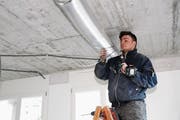 Das Innere des Gebäudes wird vollständig umgestaltet. (Bild: Philipp Stutz)