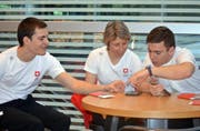 Die von Nadja Hartmann trainierten Théo Gmür (links) und Robin Cuche zählen zu den Medaillenkandidaten. (Bild: Urs Huwyler)