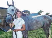 Die Schweizer Meisterin bei den Junioren, Salome Keller, sprang in Diepoldsau mit Pferd Chrigel II. (Bild: Ulrike Huber)