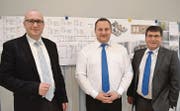 Sie sind die drei wichtigsten Männer in der Führung der Volksschule Oberuzwil: Leiter Gallus Rieger, Schulratspräsident Roland Waltert und Gemeindepräsident Cornel Egger. (Bild: Urs Bänziger)