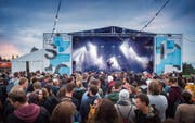Rund 2000 Besucherinnen und Besucher kamen am Wochenende auf die Eggersrieterhöhe ans zehnte Sur-le-Lac-Festival. (Bilder: Jil Lohse)