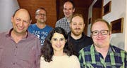 Geehrte und Präsidentin an der HV (von links): Manfred Hutter (seit 35 Jahren bei der MGK), Jürg Lüchinger (25 Jahre), Präsidentin Gabi Dietsche, Michael Hutter (25 Jahre), Marco Graber (20 Jahre) und Daniel Hutter (20 Jahre). Es fehlt: Ignaz Hutter (25 Jahre). (Bild: pd)