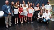 Lernende Malerinnen und Maler der Berufsschule Wattwil aus den Regionen St. Gallen, Fürstenland, Toggenburg, Appenzell, Glarus und Linthgebiet. (Bilder: PD)