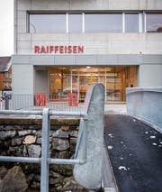 Gut 7100 Personen sind Genossenschafter der Raiffeisenbank Gossau-Niederwil. (Bild: Urs Bucher)