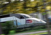Dank Ostschweizer Know-how kann im TGV auch bei rasanter Fahrt drahtlos kommuniziert werden. (Bild: Loïc Venance/AFP (Nantes, 8. November 2017))