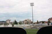Im Bergholz braucht’s bis zum Saisonbeginn am 23. Juli zusätzliche Lichter. Sonst läuft der FC Wil Gefahr, sanktioniert zu werden. (Bild: Simon Dudle)