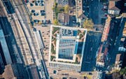 Die Fachhochschule ist laut Stadtpräsident Thomas Scheitlin nur einer von vielen innovativen Neubauten im Zentrum. (Bild: Urs Bucher)
