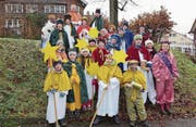 Segnend und singend im Dorf unterwegs (Bild: PD)