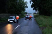 Der Rollerfahrer wurde schwer verletzt. (Bild: Kapo SG)