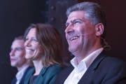 Boris Tschirky neben Sonja Lüthi. Am 26. November kommt es bei der Ersatzwahl in den St.Galler Stadtrat zum zweiten Wahlgang.