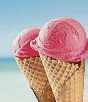Wer Sonnenschutzprodukte kauft, erhält bis Ende Juli einen Gelateria-Gutschein. (Bild: pd)
