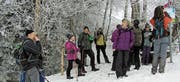 Entlang des Wanderweges beobachten die Wandernden immer wieder besondere Schneebilder. (Bild: PD)