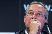 "Nein, ich könnte mir niemals vorstellen, bei diesem Konstrukt Sportchef des FC St.Gallen zu werden", sagt Fredy Bickel, Sportchef Rapid Wien. (Bild: freshfocus)