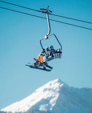 Skifahren im Nachbarland wird im Winter 2017/2018 bis zu acht Prozent teurer. (Bild: Archiv/Benjamin Manser)