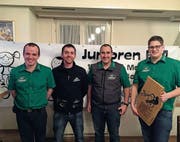 Team des Jahres (von links): Markus und Lukas Schönenberger, Präsident Gregor Schnellmann, sowie der RMVler des Jahres, Pascal Schönenberger. (Bild: PD)