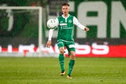 Jasper van der Werff fällt nach einer Verletzung im GC-Spiel aus. (Bild: Marc Schumacher/freshfocus (freshfocus))