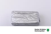 Gemäss einem ersten Test handelt es beim Inhalte der Pakete um Heroin. (Bild: Kapo SG)