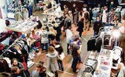 Letzter «Cash for Trash»-Markt zog über 800 Besucher an. (Bild: pd/Ladina Bischof)