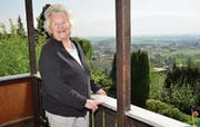 Dora Warth: 50 Jahre lang war sie die Brocki-Frau. Den Kontakt zu Menschen sucht sie aber nach wie vor. (Bild: Monika von der Linden)