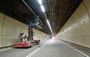 Nach dem 2. Oktober verfügt der Arlbergtunnel nicht nur über eine LED-Beleuchtung, sondern auch über Thermoscanner, eine Hochdruck-Sprühnebel-Anlage und ein akustisches Tunnel-Monitoring. (Bild: pd/Asfinag)