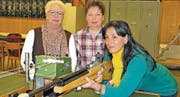 Miep Moser, Stefanie Wittwer und Sandra Zeugin vom Spital Altstätten schossen sich auf den siebten Rang. (Bild: Mäx Hasler)