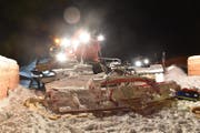 Ein 51-jähriger Skifahrer stiess nach dem Eindunkeln mit einer Pistenmaschine zusammen.