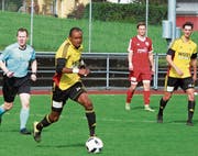Emoefe Emuejeraye traf gegen den Leader gleich zweimal. (Bild: Günther Böhler)