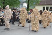 Die vielen Gruppen begeisterten das Publikum des 16. Eierlesefestes in Oberriet. (Bild: Kurt Latzer)